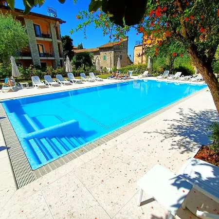 ホテル Isabella 3*