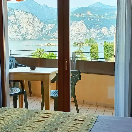 ホテル Isabella 3*