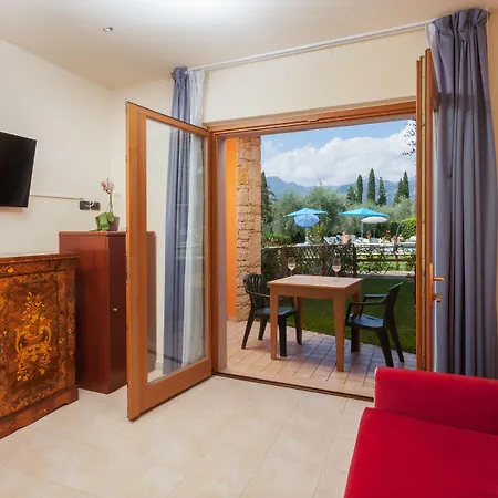 ホテル Isabella 3*