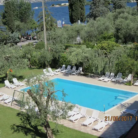 ホテル Isabella 3*