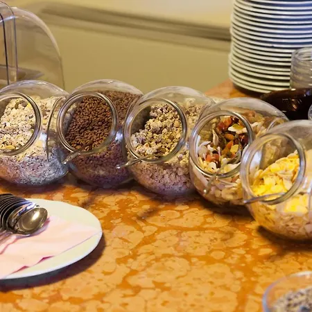 ホテル Isabella 3*