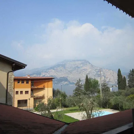 ホテル Isabella 3*