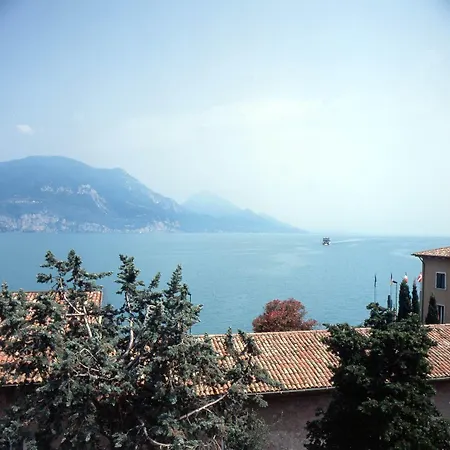Isabella Hotel Brenzone sul Garda