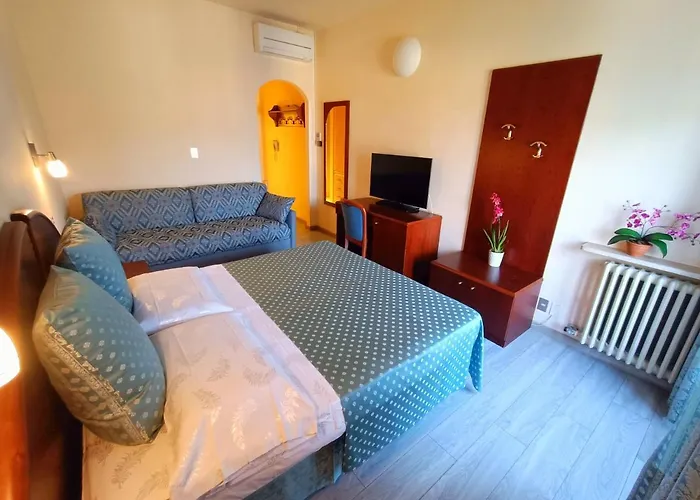 Isabella Otel 3*