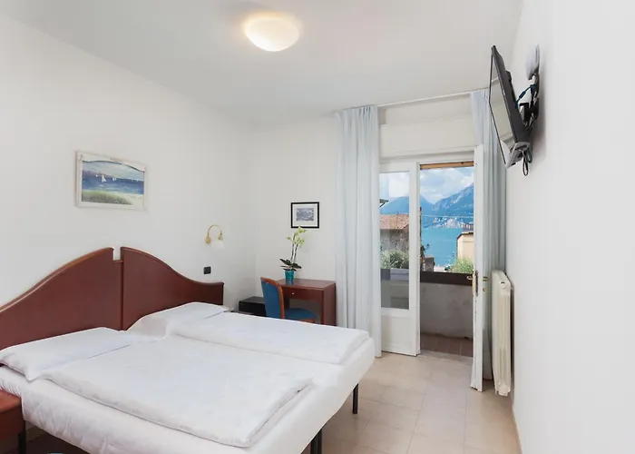 Isabella Otel Brenzone sul Garda