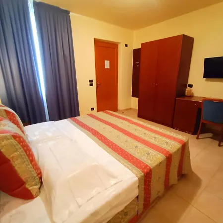 Isabella Hotel Brenzone sul Garda