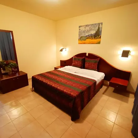 Isabella 3* Brenzone sul Garda