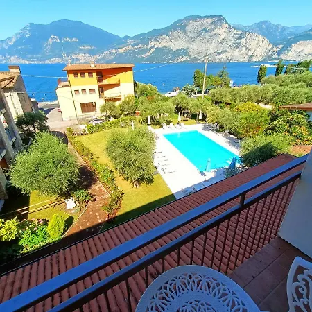 Hotel Isabella 3*