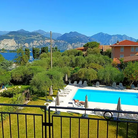 Isabella Brenzone sul Garda