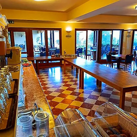 Isabella 3* Brenzone sul Garda