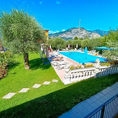 Isabella Hotel Brenzone sul Garda