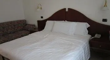 Szálloda Isabella Brenzone sul Garda