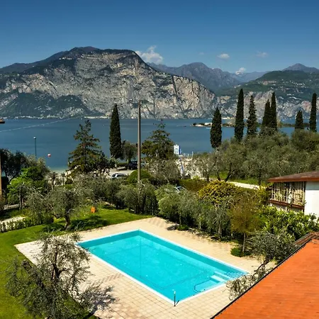 Isabella Szálloda Brenzone sul Garda