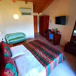 Isabella 3* Brenzone sul Garda