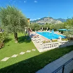Isabella Szálloda Brenzone sul Garda