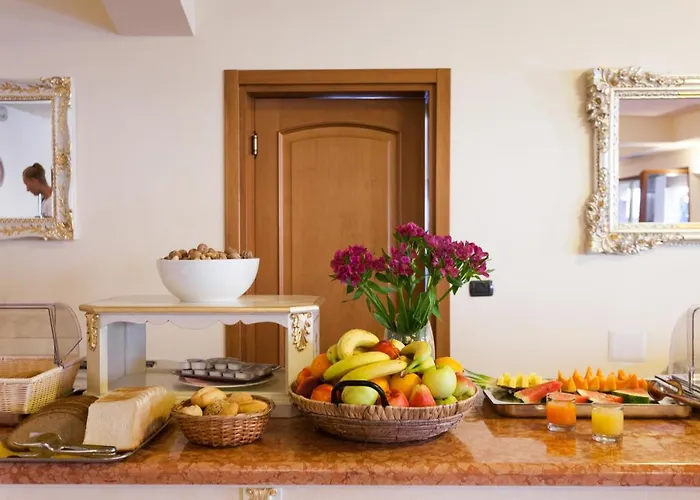 Isabella Brenzone sul Garda